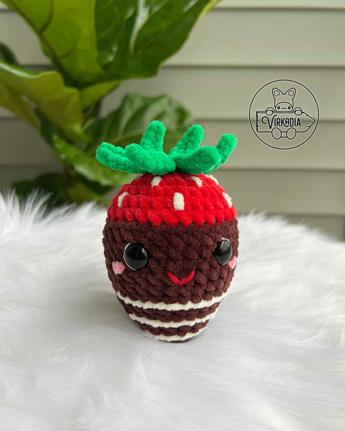 crochet chocolate covered strawberry amigurumi plushie in chunky yarn for Valentine's Day decorations, romantic crafts, food decor, and DIY anniversary gifts