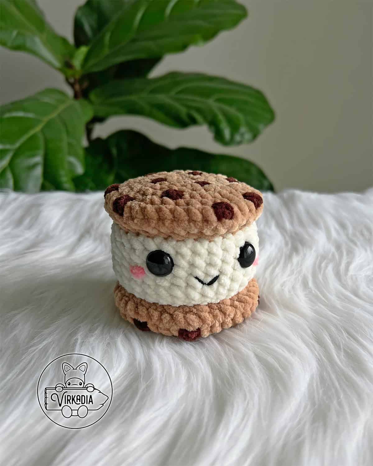 crochet cookie ice cream sandwich amigurumi plushie in chunky yarn for party decorations, DIY holiday decor, summer crafts, and handmade gifts