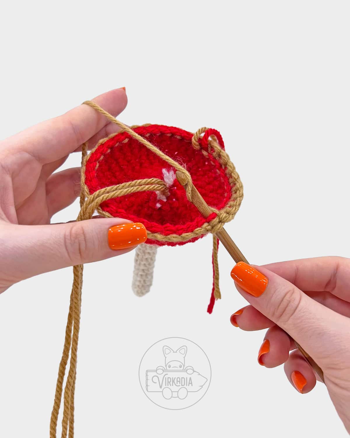 free amigurumi tutorial of how to change colors