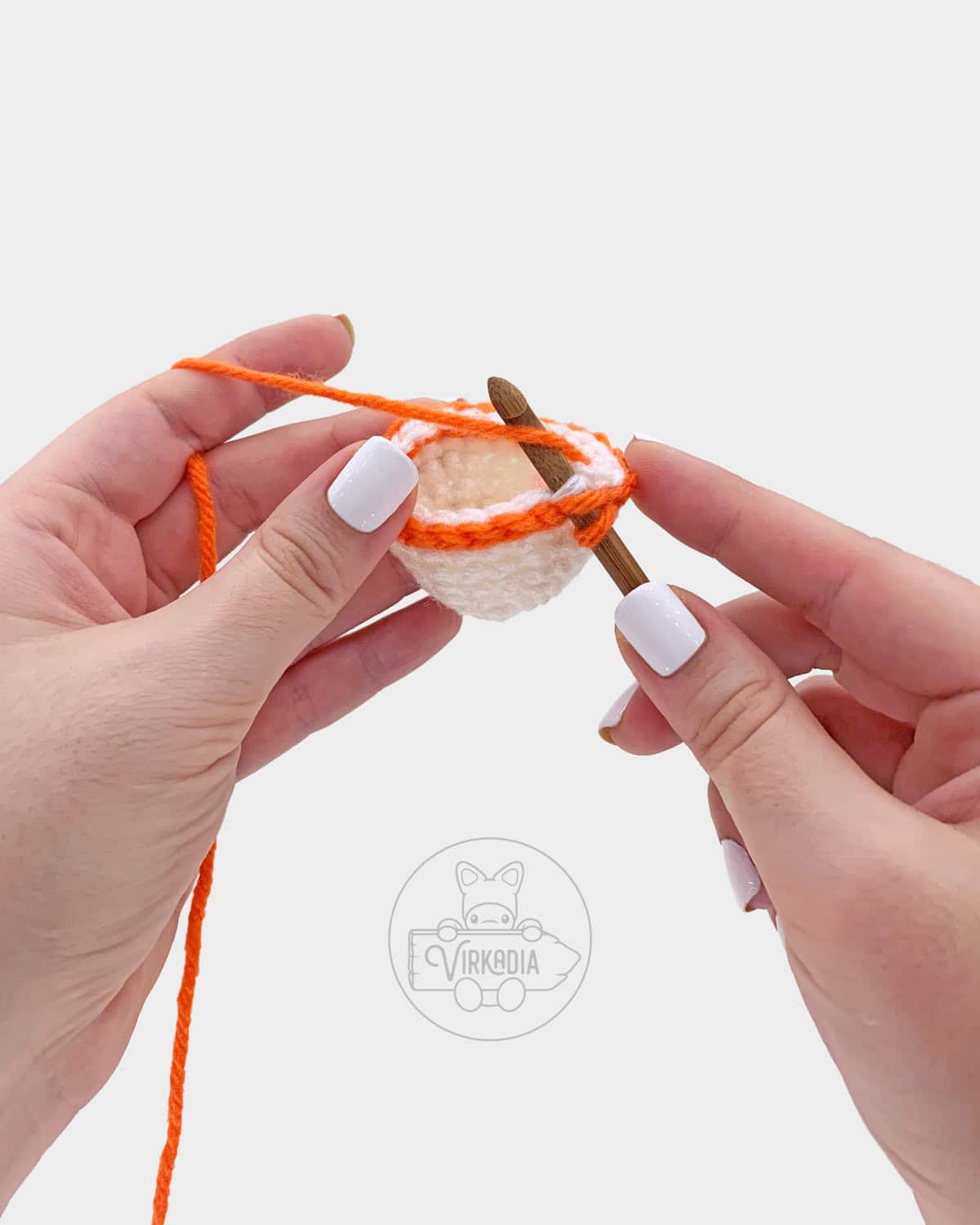 free amigurumi tutorial of how to change yarn colors on the crochet candy corn