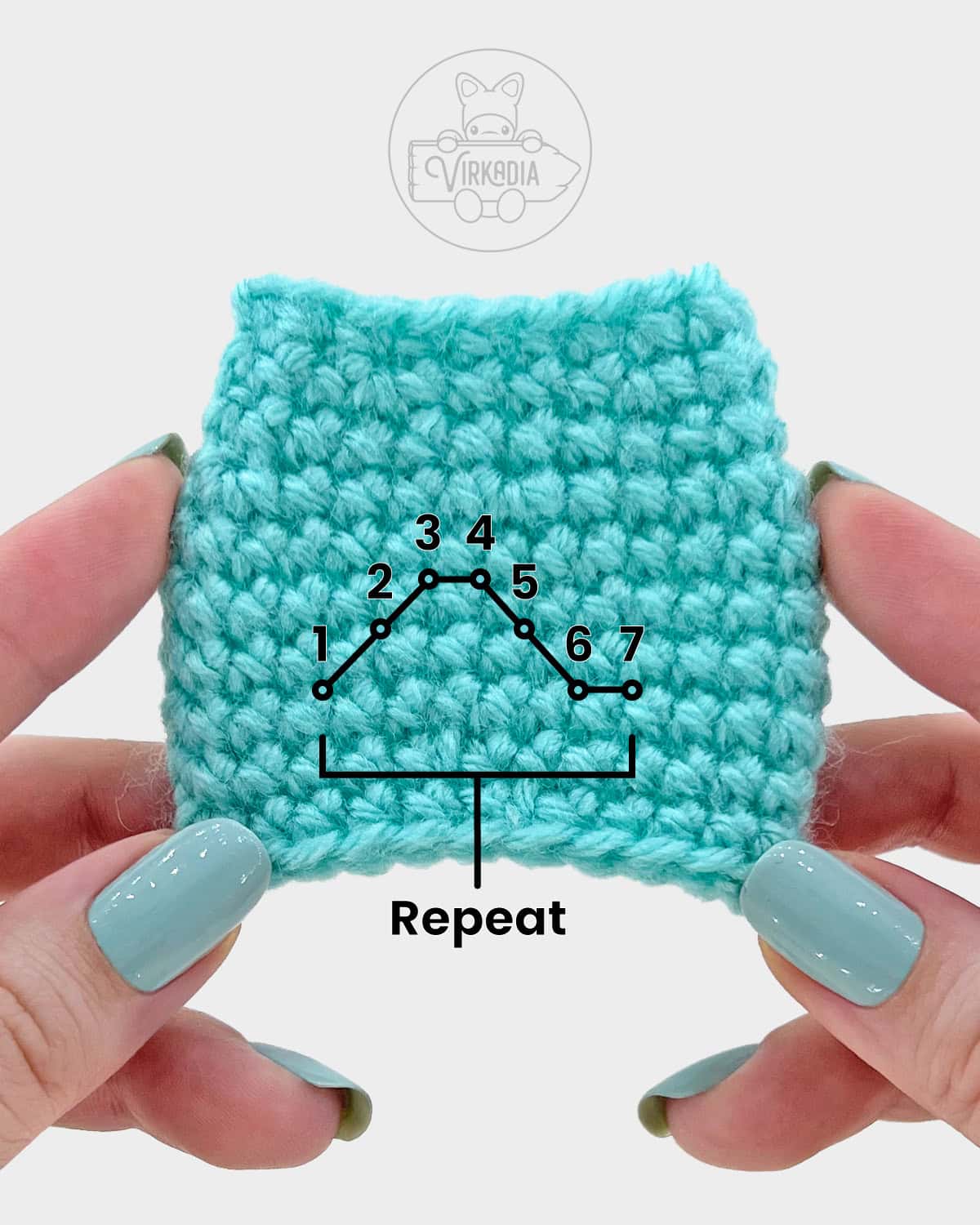 free amigurumi pattern tutorial demonstration of how to embroider wavy lines onto your piece
