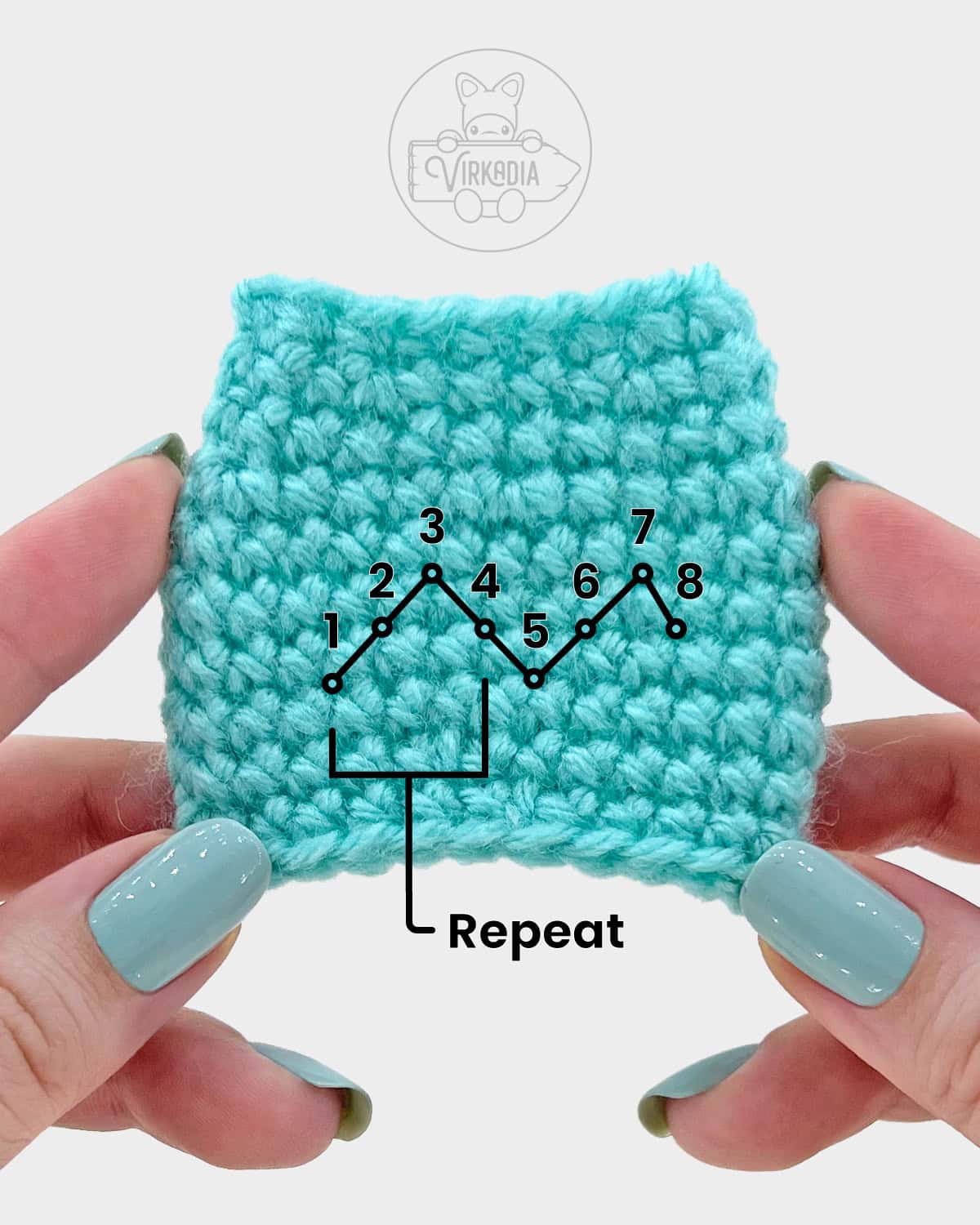 free amigurumi pattern tutorial demonstration of how to embroider zig-zags onto your piece