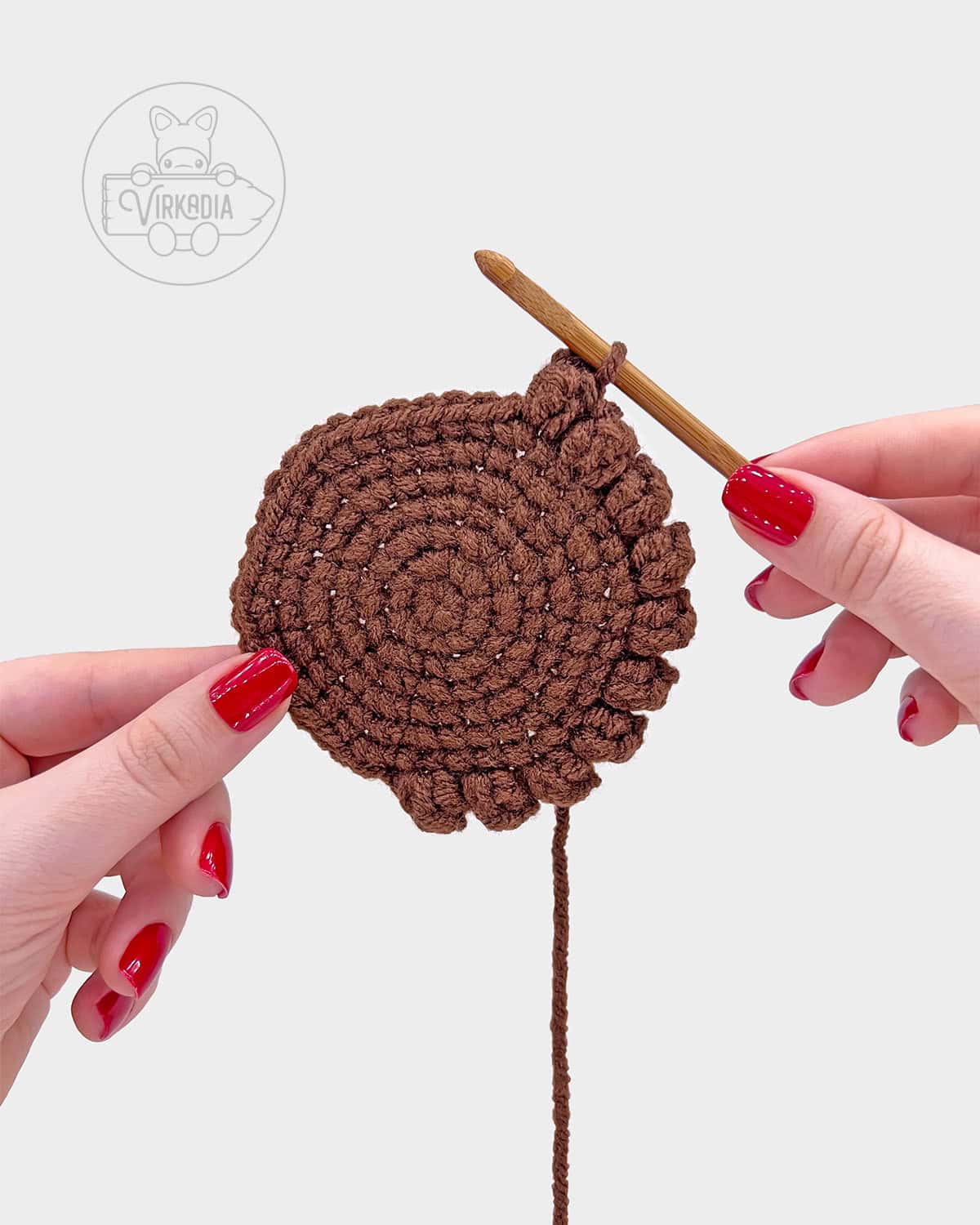 free amigurumi pattern tutorial of how to do the popcorn stitches on the patty