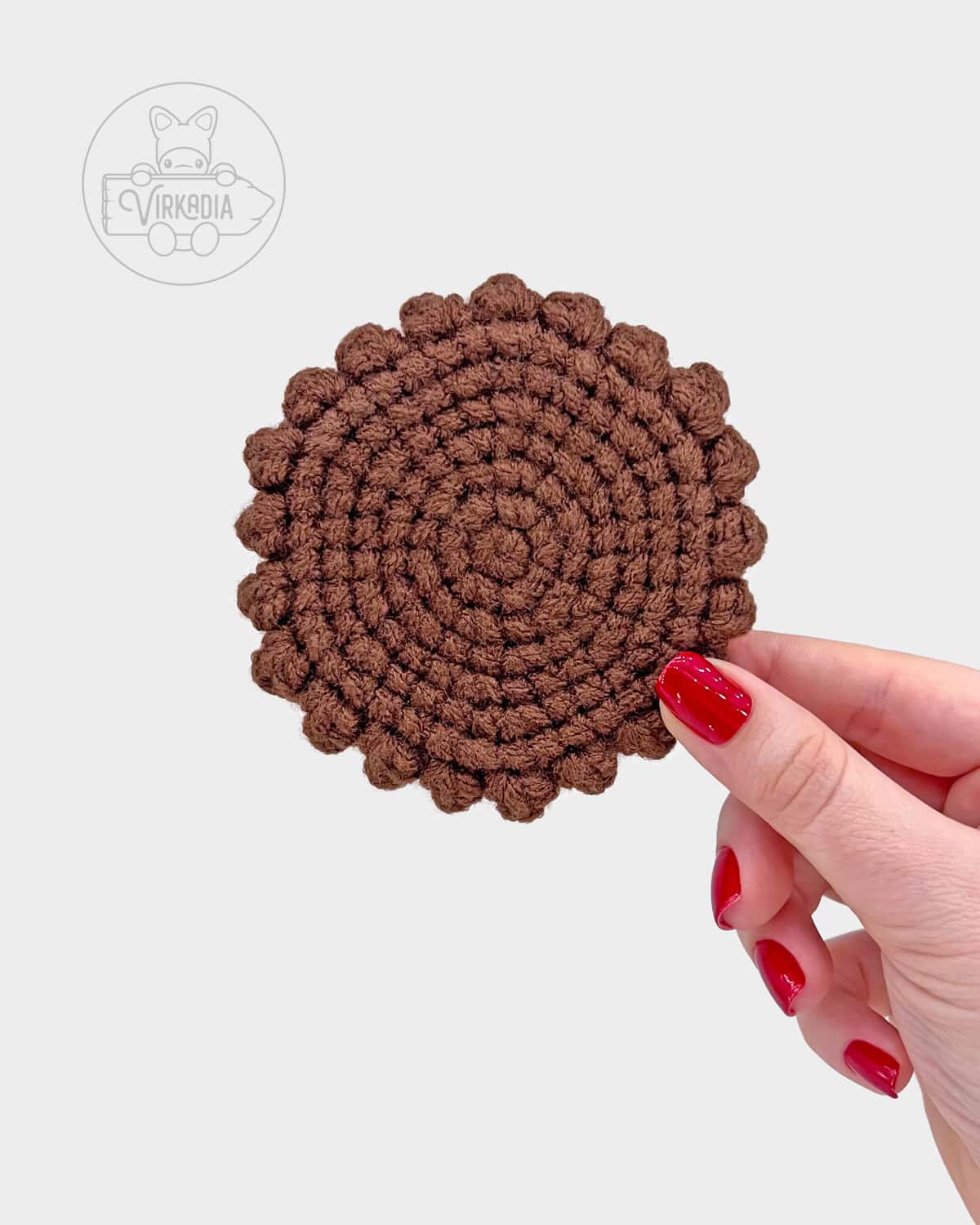 free crochet hamburger amigurumi pattern tutorial of how the finished patty should look