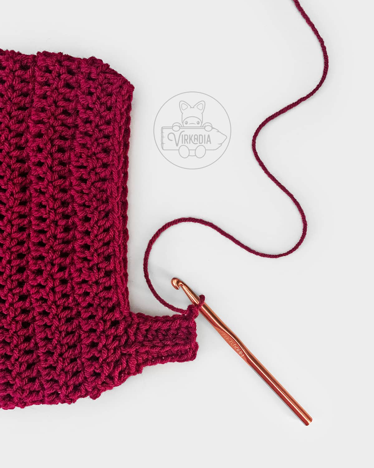 free crochet tutorial of how to start the sleeve cuff