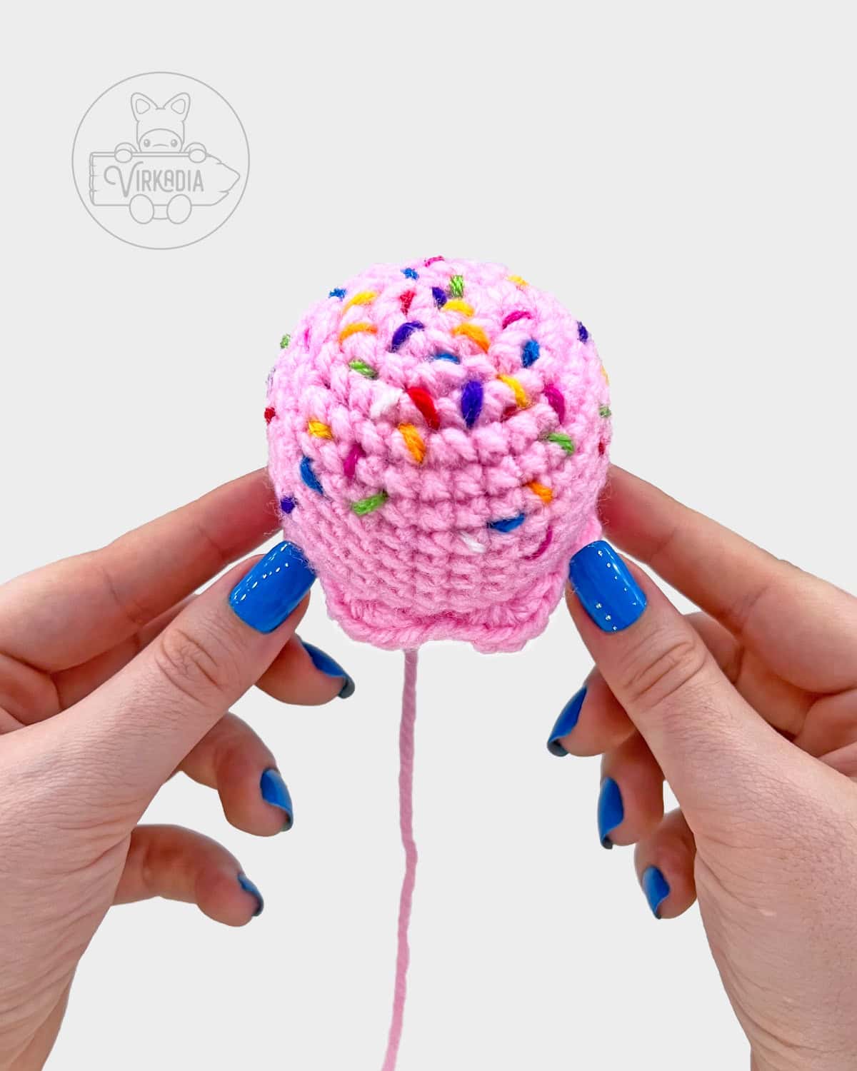 free crochet ice cream cone amigurumi pattern tutorial of how the sprinkles should be embroidered