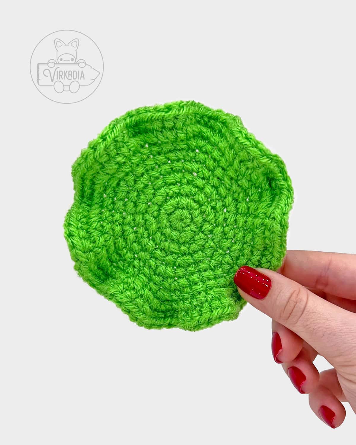 free amigurumi pattern tutorial of how the lettuce should look