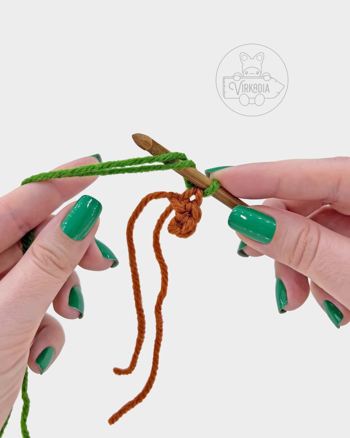 flower amigurumi pattern tutorial of how to color change during the stamens
