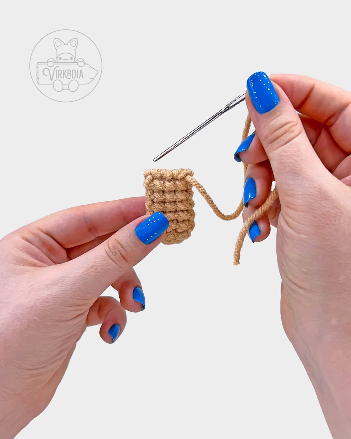 free crochet ice pop popsicle amigurumi pattern tutorial of how to sew the stick closed