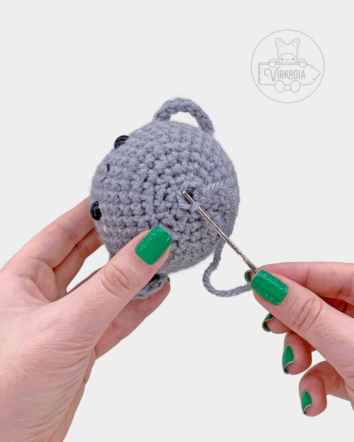 free crochet pot of gold amigurumi pattern tutorial of how to sew closed