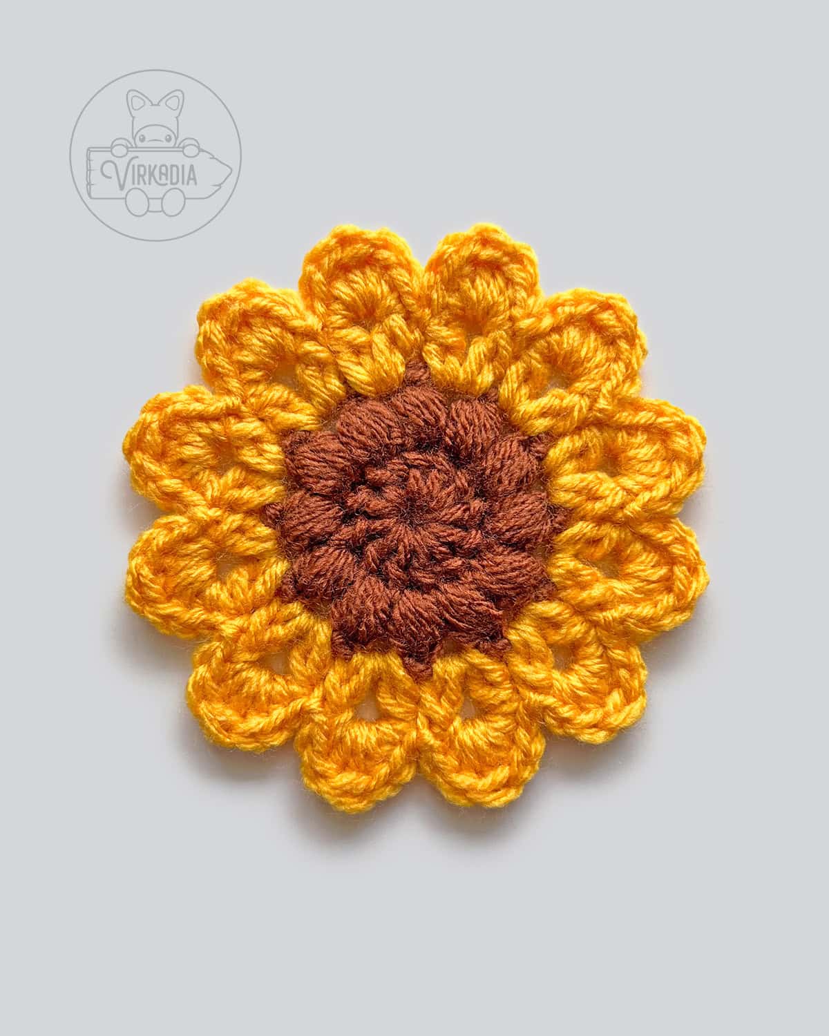 free crochet sunflower motif pattern tutorial of how round 4 should look after finishing the petals