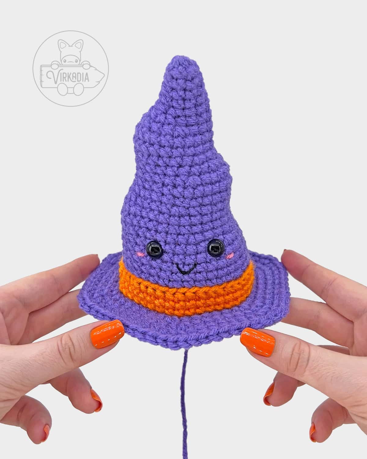 free crochet witch hat amigurumi tutorial of how it should look before adding the buckle embellishment