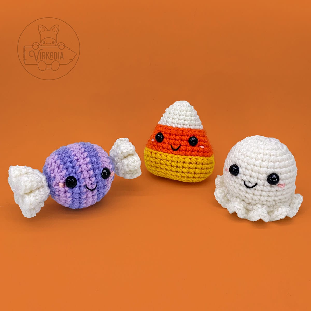 free crochet ghost, crochet candy corn, and crochet candy amigurumi plushies for Halloween decorations, spooky holiday decor, DIY fall crafts, and handmade gifts