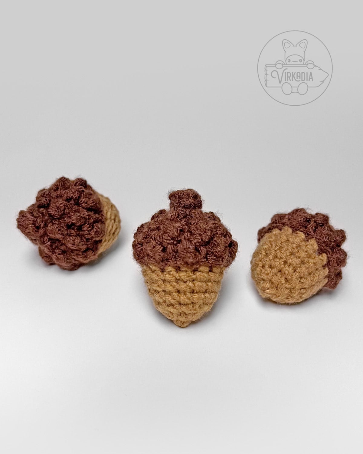 free mini crochet acorn amigurumi for DIY gifts, fall crafts, and homemade autumn decor