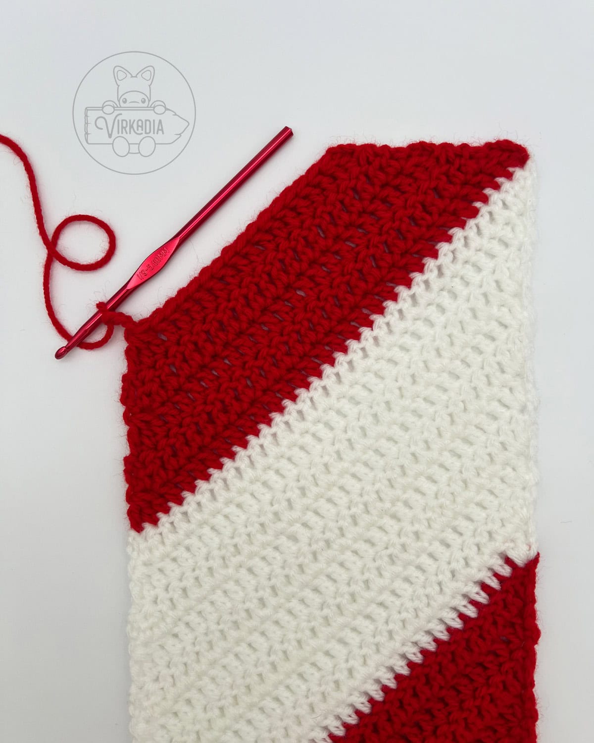 free crochet peppermint scarf pattern tutorial of how round 85 should look