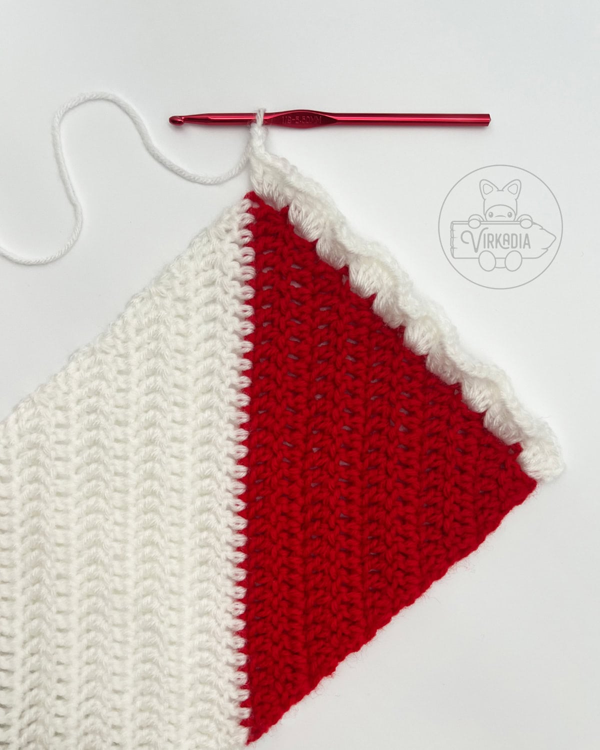 free crochet peppermint scarf pattern tutorial of how to begin the ruffles