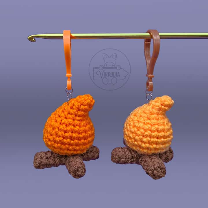 free crochet campfire keychains for summer crafts, camping decorations, DIY home decor, and homemade gifts