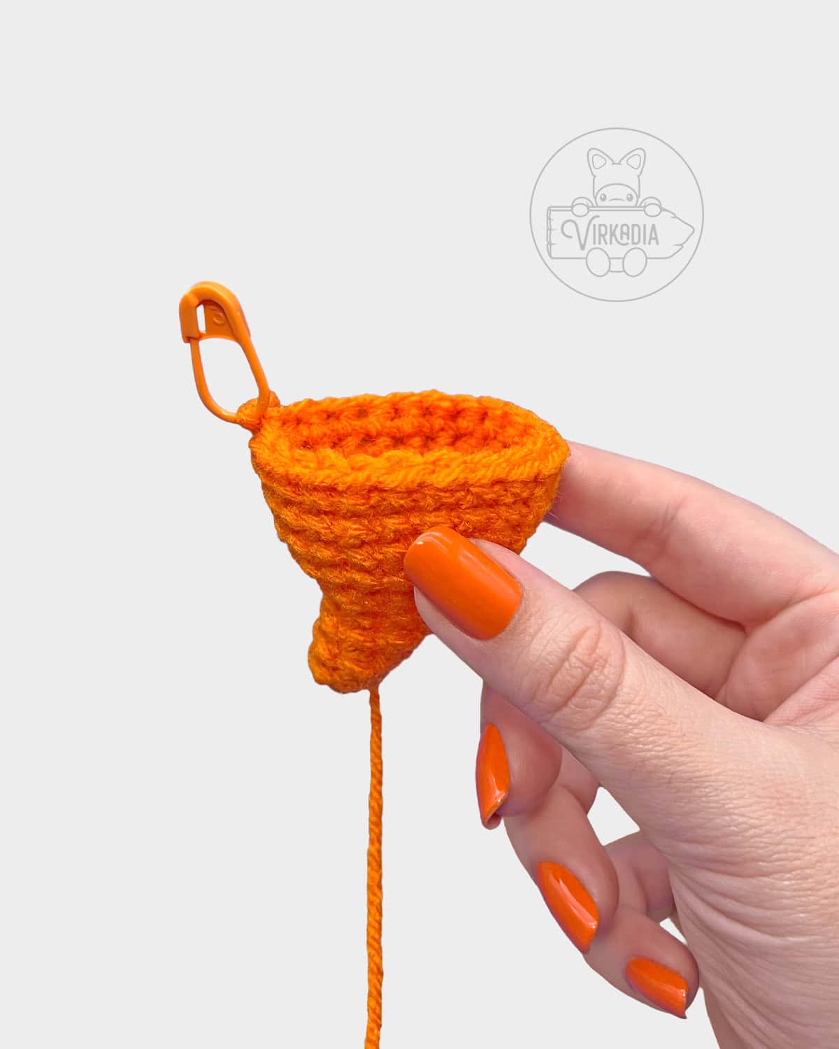 free crochet campfire keychain tutorial of how it should look after round 10