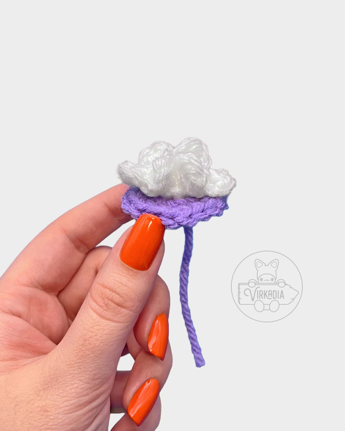 free amigurumi tutorial of how the first stripe on the wrapper should look