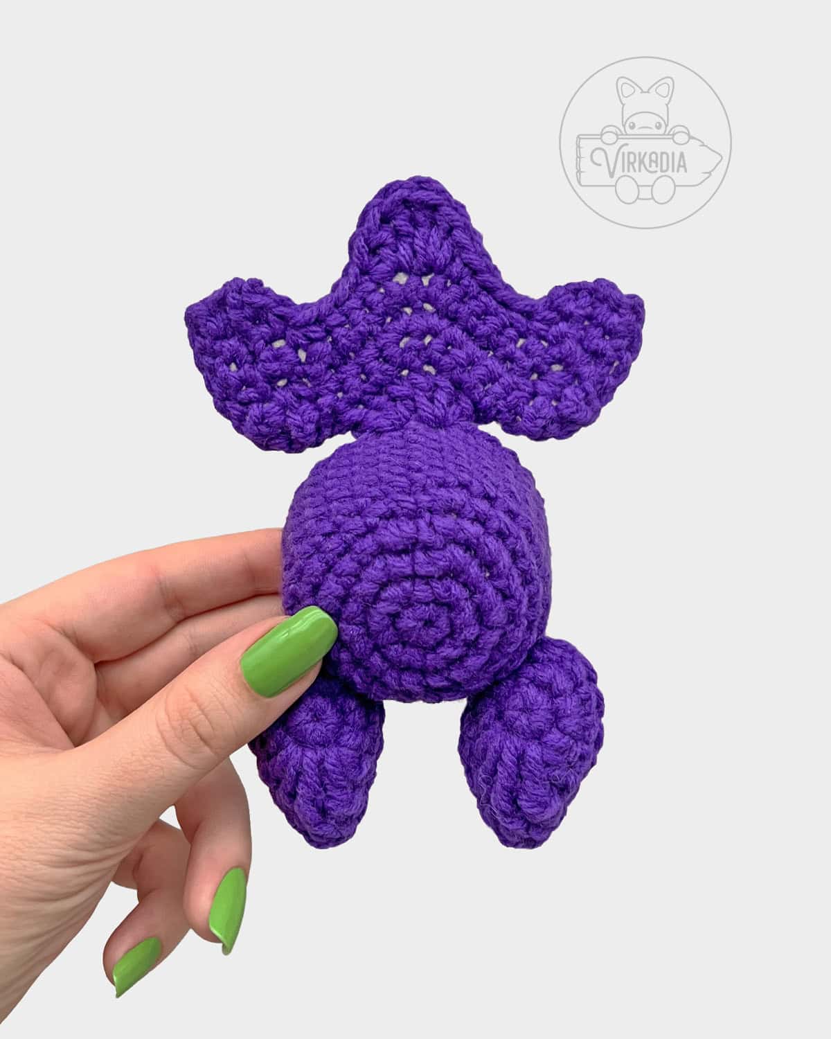 free Little Bat Guy crochet doll tutorial of how the finished wings should look